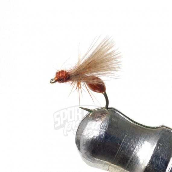 Umpqua RS Glue Ant Rusty Brown #16 in der Gruppe Köder / Fliegen / Trockenfliegen bei Sportfiskeprylar.se (104795GL)