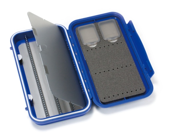 C&F Design Large 3-Row WP Tube Fly Case w 4 Comp (CF-3404V) in der Gruppe Verwahrung / Boxen & Dosen / Fliegenboxen bei Sportfiskeprylar.se (1100216r)
