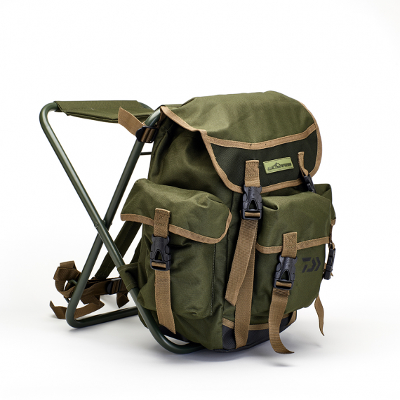 Daiwa Wilderness Game Rucksack Stool in der Gruppe Verwahrung / Rucksäcke bei Sportfiskeprylar.se (209782)