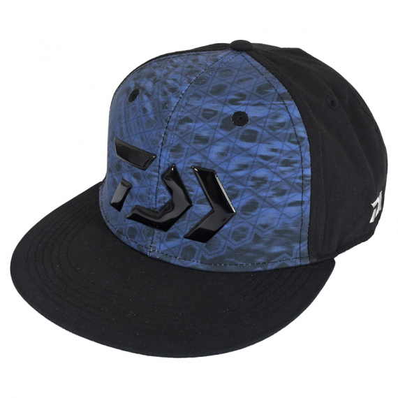 Daiwa Flat Bill Graphic Cap Navy in der Gruppe Kleidung & Schuhe / Kappen & Kopfbedeckungen / Caps bei Sportfiskeprylar.se (32-220166)