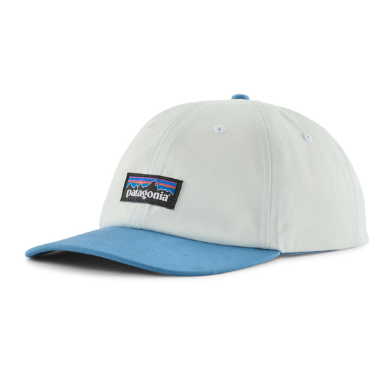 Patagonia P-6 Label Trad Cap BISB in der Gruppe Kleidung & Schuhe / Kappen & Kopfbedeckungen / Caps / Trucker-Kappen bei Sportfiskeprylar.se (38296-BISB-ALL)
