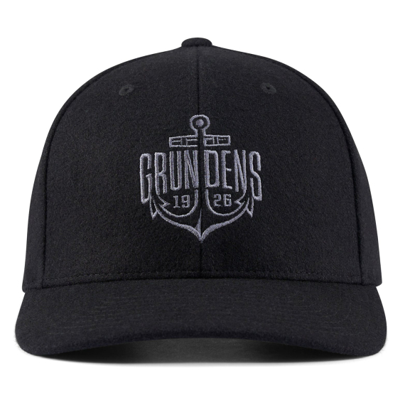 Grundéns Logo Anchor Wool Trucker Black in der Gruppe Kleidung & Schuhe / Kappen & Kopfbedeckungen / Caps / Trucker-Kappen bei Sportfiskeprylar.se (50528-001-0001)