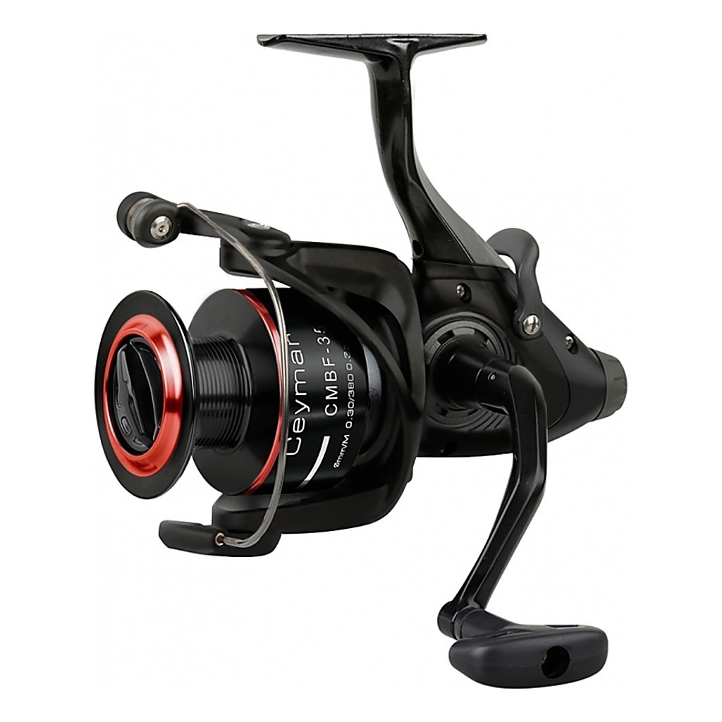 Okuma Ceymar Bait Feeder inc. Ex. Graphite spool in der Gruppe Angelrollen / Freilaufrollen & Karpfenrollen / Baitrunners & Baitfeeders bei Sportfiskeprylar.se (54204r)