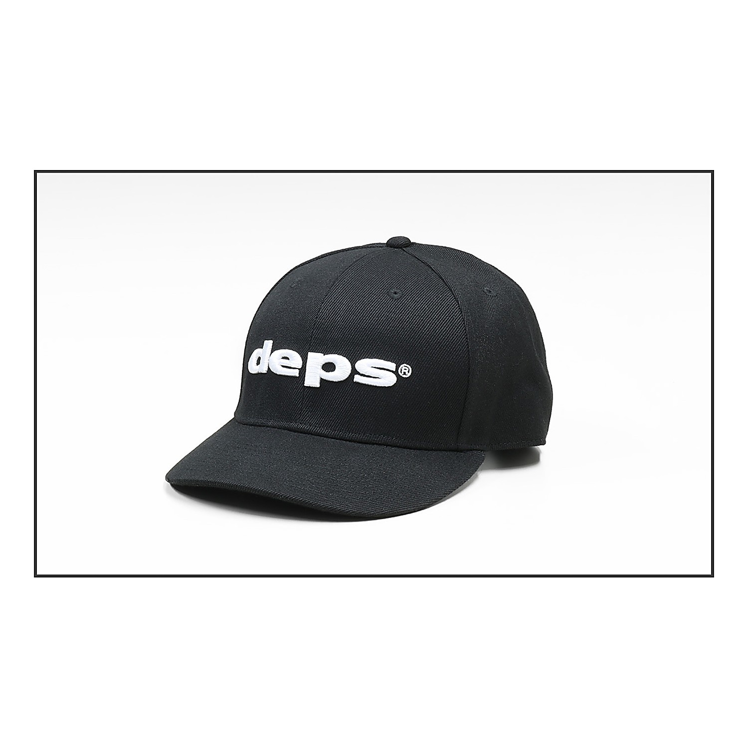 Deps Logo Cap Black X Black in der Gruppe Kleidung & Schuhe / Kappen & Kopfbedeckungen / Caps bei Sportfiskeprylar.se (DE995013)