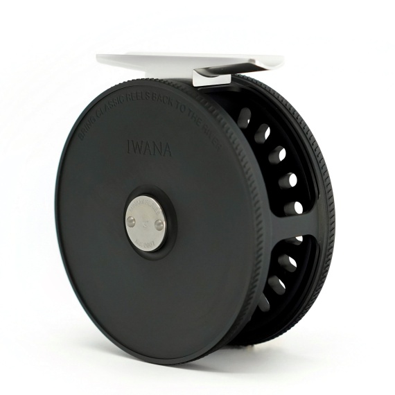 Iwana Minami Trout Reel Black in der Gruppe Angelrollen / Fliegenrollen & Zusätzliche Spule / Fliegenrollen bei Sportfiskeprylar.se (NFD9281-2,75Blackr)