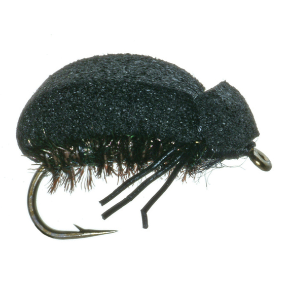 Umpqua Foam Beetle Lawson Black - #16 in der Gruppe Köder / Fliegen / Trockenfliegen bei Sportfiskeprylar.se (NFD9866-16)