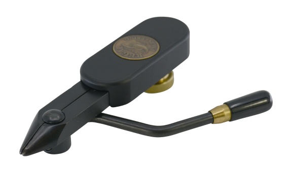 Regal Medallion Series Head Only with Big Game Jaws in der Gruppe Haken & Zubehör / Fliegenbinden / Bindestock bei Sportfiskeprylar.se (REG-HG)