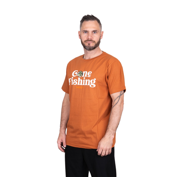 SQRTN Gone Fishing T-shirt Umber in der Gruppe Kleidung & Schuhe / Kleidung / T-shirts bei Sportfiskeprylar.se (TEE-534-Sr)