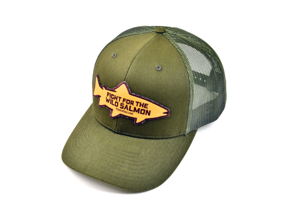 Frödin Flies Green/Olive Wild Salmon Trucker Hat in der Gruppe Kleidung & Schuhe / Kappen & Kopfbedeckungen / Caps bei Sportfiskeprylar.se (TH-WBT)