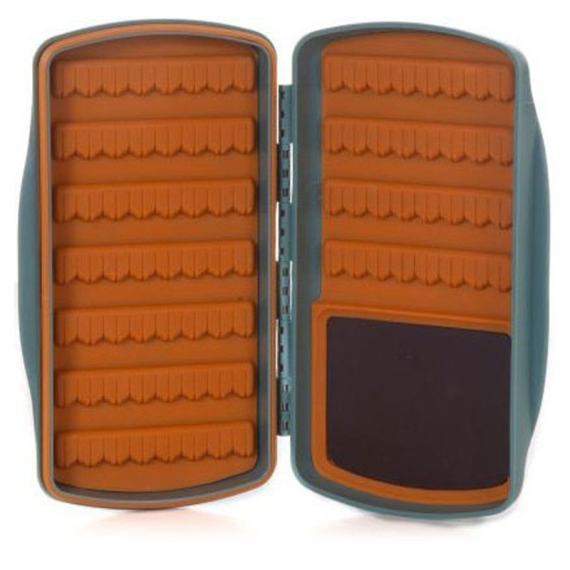 Tacky Pescador Flugbox Mag Pad Smoke Grey in der Gruppe Verwahrung / Boxen & Dosen / Fliegenboxen bei Sportfiskeprylar.se (TPFB-M-SG)
