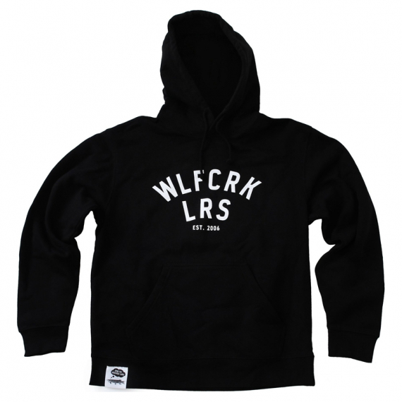 Wolfcreek Lures Logo Hoodie, Black in der Gruppe Kleidung & Schuhe / Kleidung / Pullover / Hoodies bei Sportfiskeprylar.se (WCL-05-HOOD-03-BLKr)