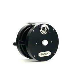 Iwana Retro 1:2 Multiplier Salmon Reel Black - 4'' Wide